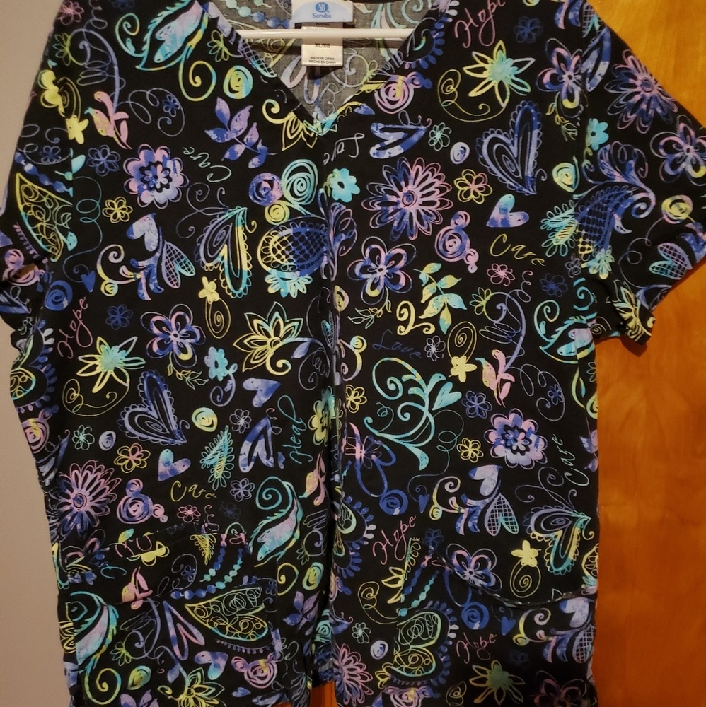 XL womens scrub top